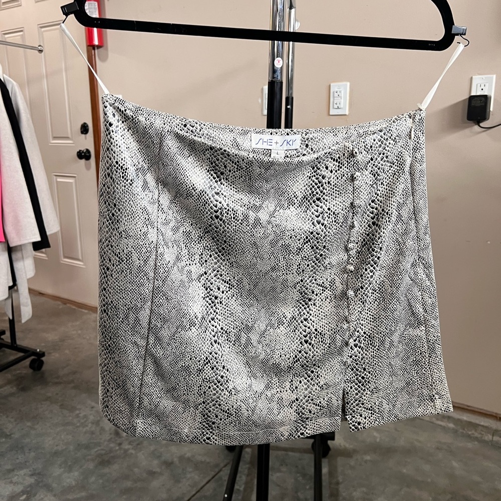She + Sky Black and White Snake Print Mini Skirt